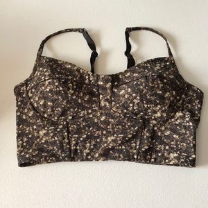 Lululemon sports top